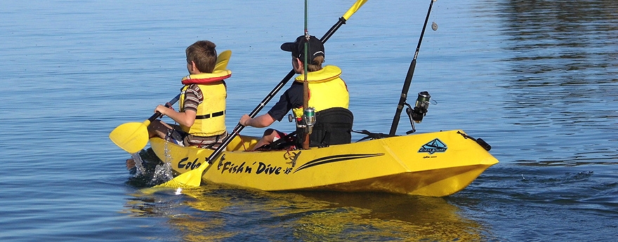 kayaking at Otautu Bay